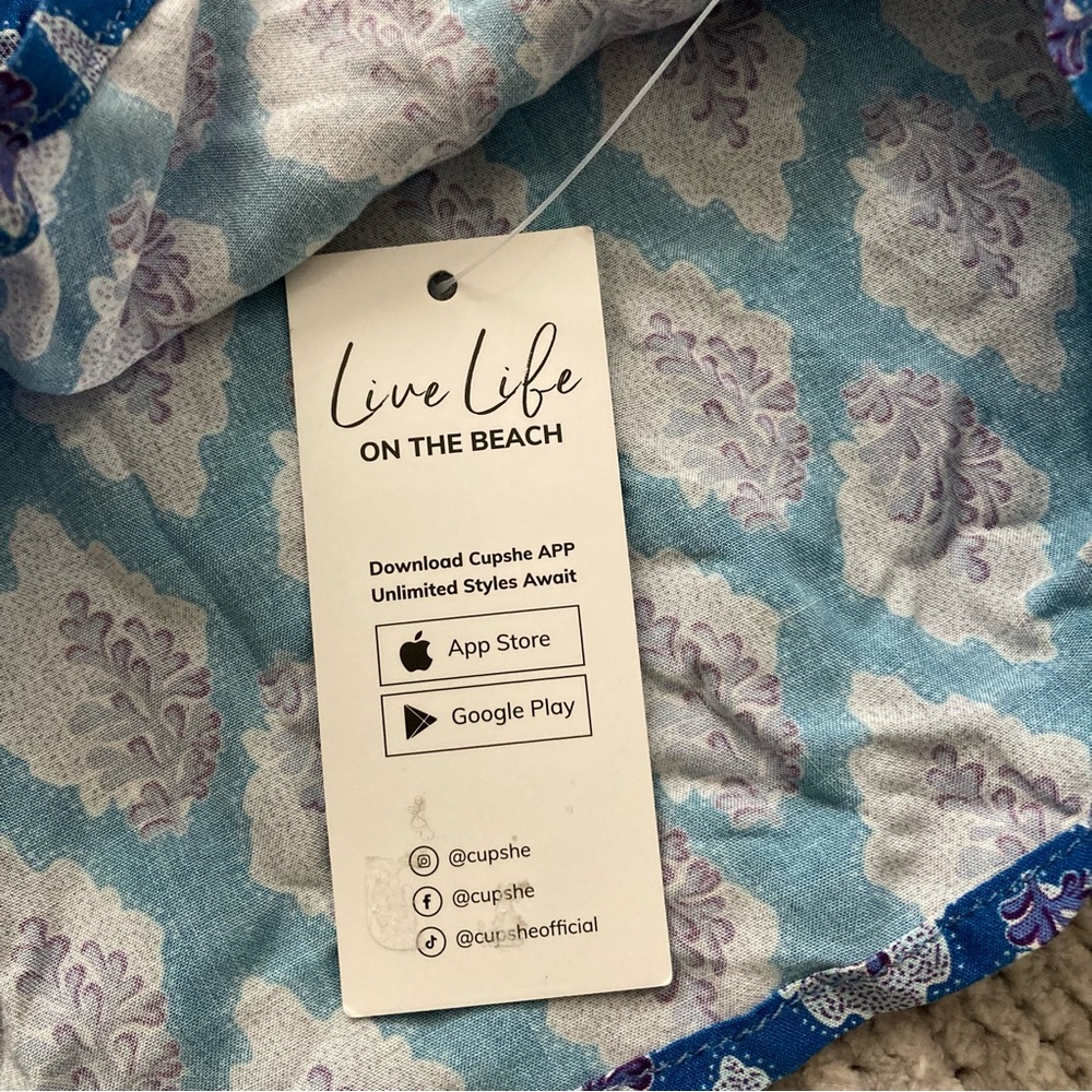 Cupshe Blue Purple Feather Print Halter‎ Maxi Dress NWT Size Small Boho Resort - Picture 10 of 10